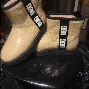 UGG Kids Tan Boots with Black Accents